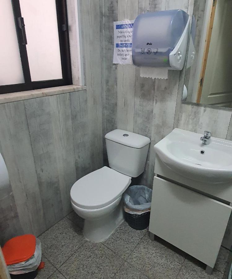 Hostel Sunny House Lagos Exterior foto
