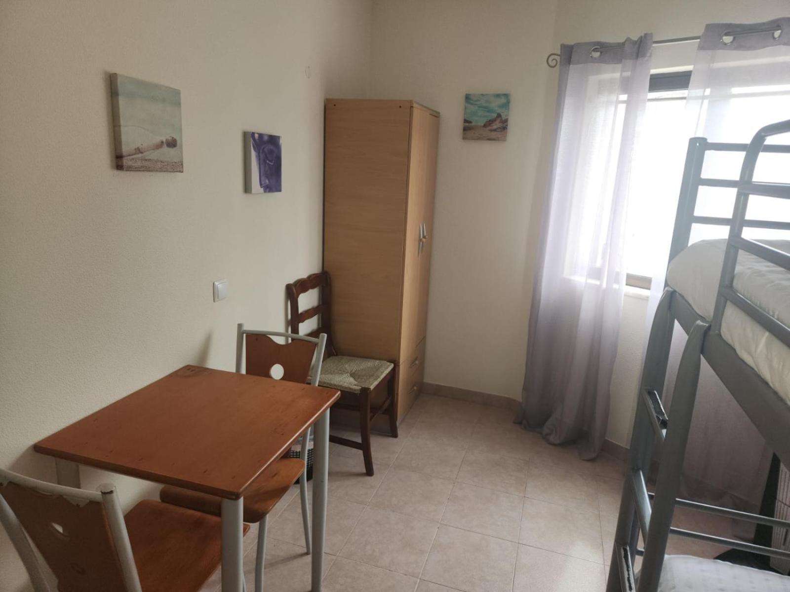 Hostel Sunny House Lagos Exterior foto