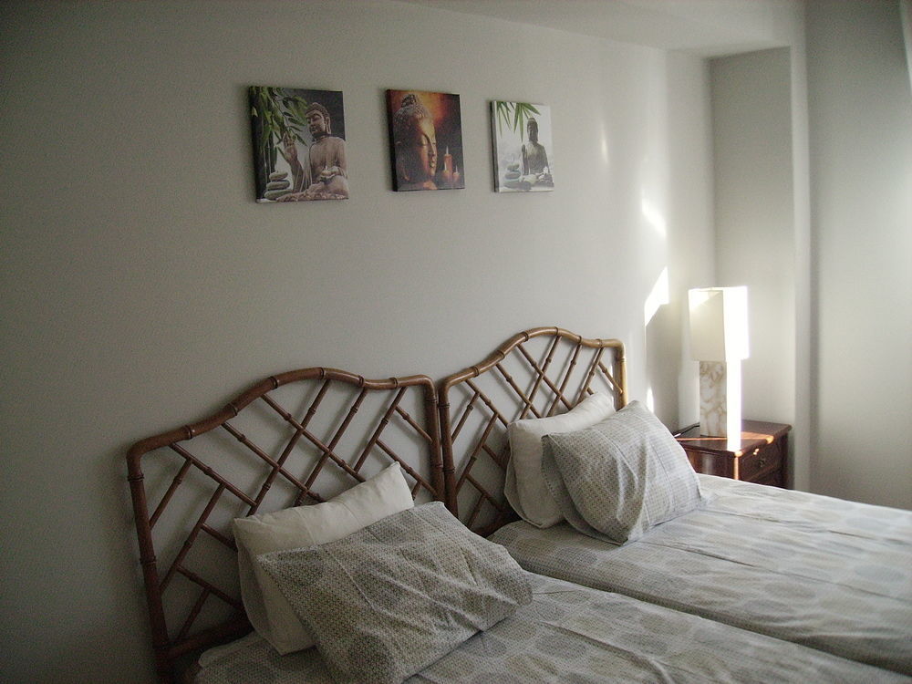 Hostel Sunny House Lagos Exterior foto